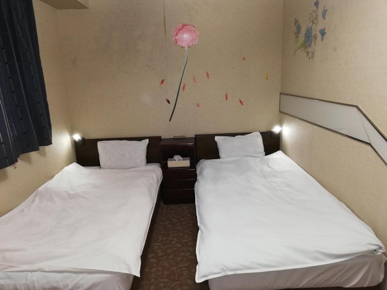 Family & Bakpak Tokyo Hostel Eksteriør bilde